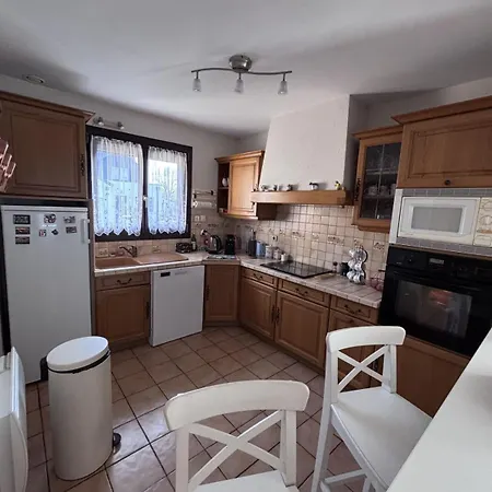 Spacious House Near Park Nantes